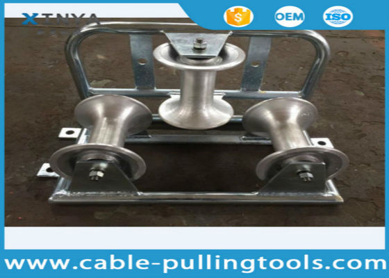 خرید Galvanized Aluminum Triple Corner Cable Roller 10kN Rated Load for Heavy-Duty Cable Laying online manufacture