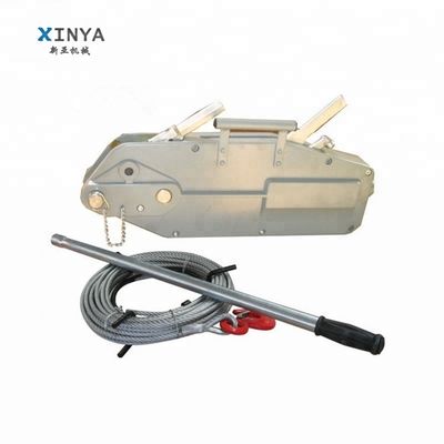 خرید 0.8 Ton Mini Hand Winch with Steel Wire Rope and 20m Lifting Height for Construction Hoist online manufacture