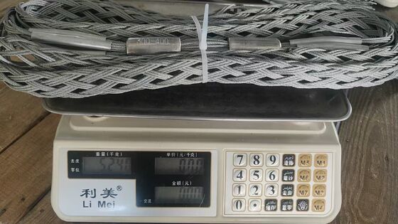 خرید گیرنده کشنده کابل های سنگین با دو بار تراش برای هادی های ACSR 300 ′′ 400mm2 با بار نامی 30KN online manufacture